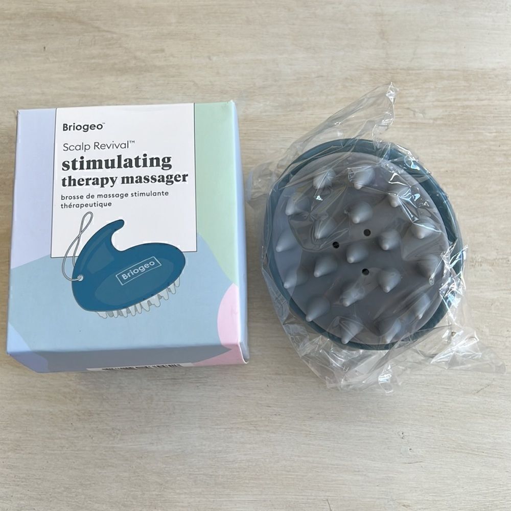 Briogeo Scalp Revival stimulating therapy massager brand new in box - Picture 7 of 8